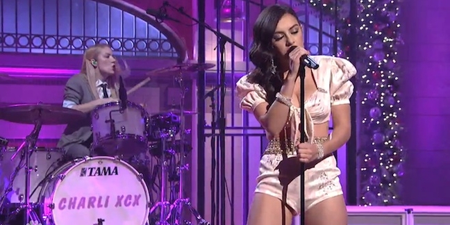Charli XCX Performs "Boom Clap", "Break the Rules" on "Saturday Night Live"