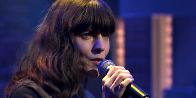 Eleanor Friedberger Performs "Because I Asked You" on "Seth Meyers"