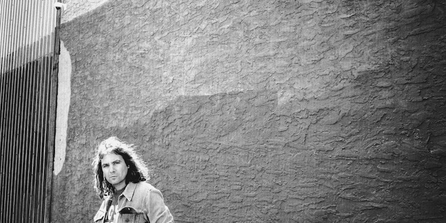 The War on Drugs Cover Bob Dylan's "Tangled Up in Blue"