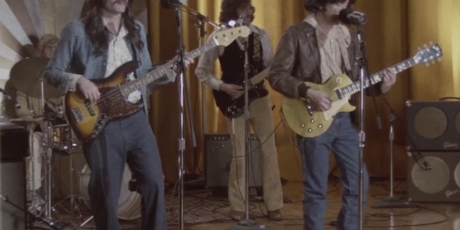 Fred Armisen and Bill Hader's Fake Band Blue Jean Committee Share "Catalina Breeze" Video