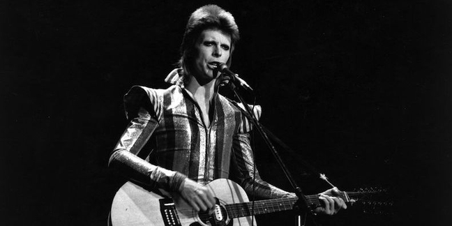 David Bowie Emojis Included in New iPhone Update