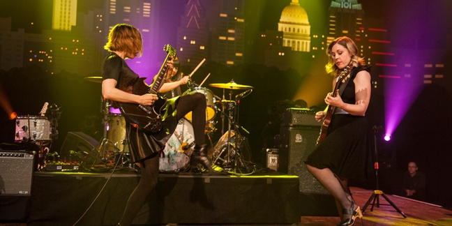Sleater-Kinney Perform on "Austin City Limits"