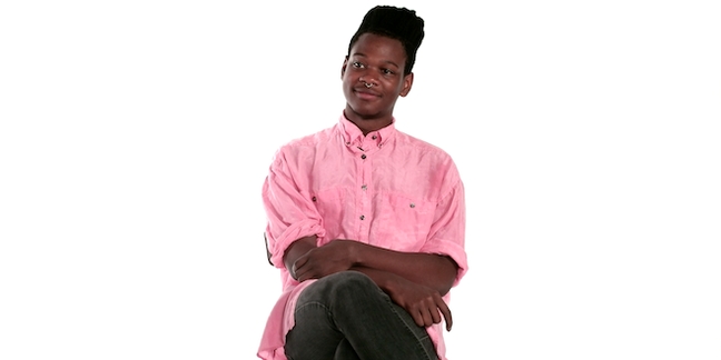 Shamir Discusses Mandy Moore, Nail Art, "Friends" on Pitchfork.tv's "Over/Under"