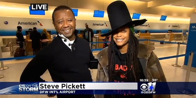 Erykah Badu Appears on Local News Report About Dallas Airport Delays