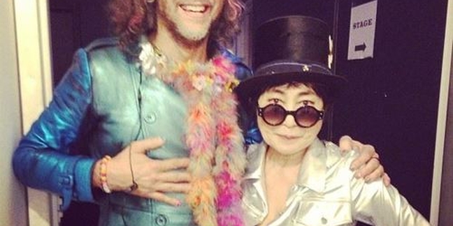 Yoko Ono and The Flaming Lips Release Christmas 7"