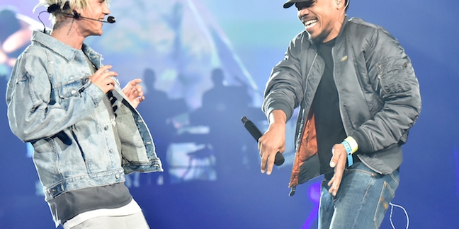 Justin Bieber Performs With Chance the Rapper and Big Sean
