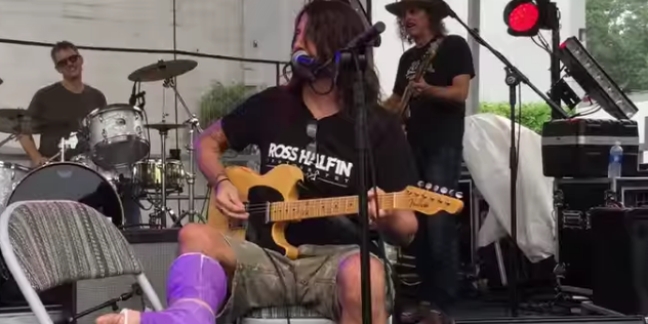 Dave Grohl Covers Neil Young's "Cinnamon Girl" With Pearl Jam, Blind Melon Members at Motorcycle Rally