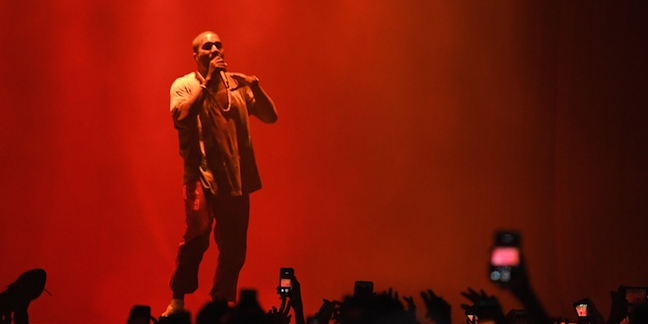 Kanye Stops Performance to Call Out Imitators: Watch 