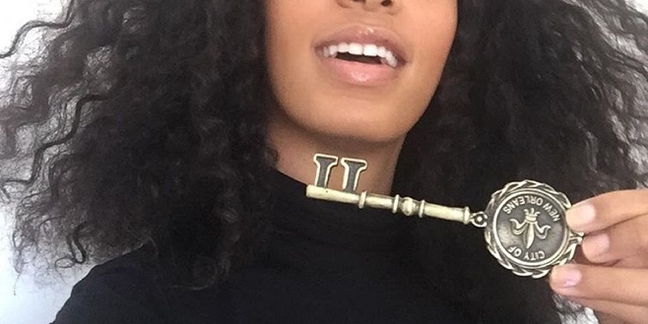 Solange Receives the Key to New Orleans