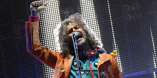 Listen to the Flaming Lips’ New Song “The Castle”