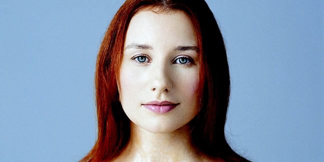 Tori Amos Reissues Little Earthquakes and Under The Pink With Bonus Tracks
