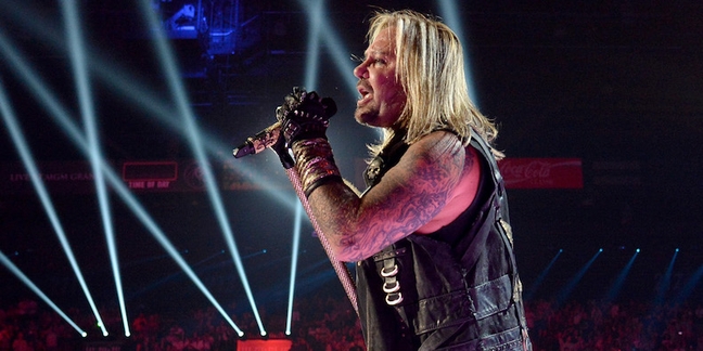Mötley Crüe’s Vince Neil Pleads Guilty in Battery Case