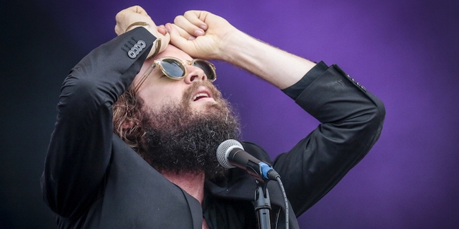 Father John Misty “Claims Responsibility” For Stealing Crystal From L.A. Juice Bar