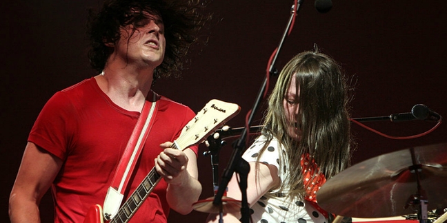 Watch 1,000 People Cover the White Stripes’ “Seven Nation Army” Together