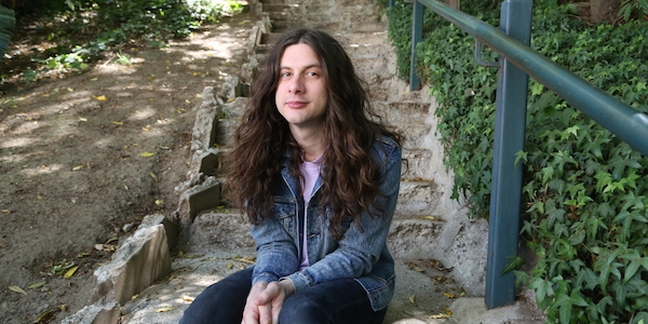 Kurt Vile Adds U.S. Tour Dates, Performs "Lost My Head There" for La Blogothèque's Take Away Show