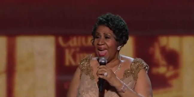Aretha Franklin Brings President Obama to Tears with "(You Make Me Feel Like) A Natural Woman" Performance