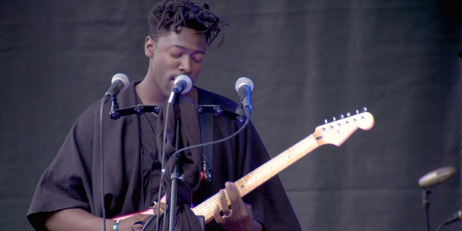 Watch Moses Sumney Perform at Pitchfork Music Festival 2016
