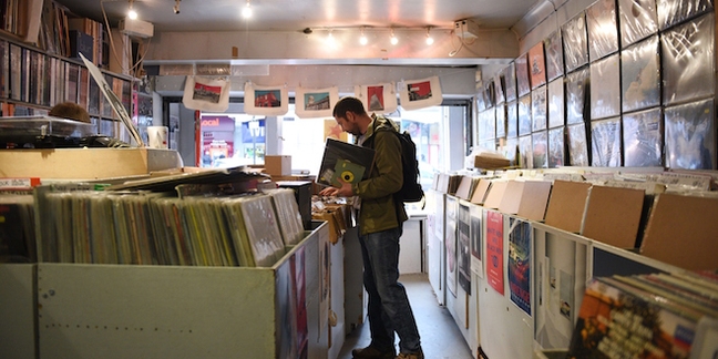 Vinyl Sales Made More Money Than Free Streams Last Year