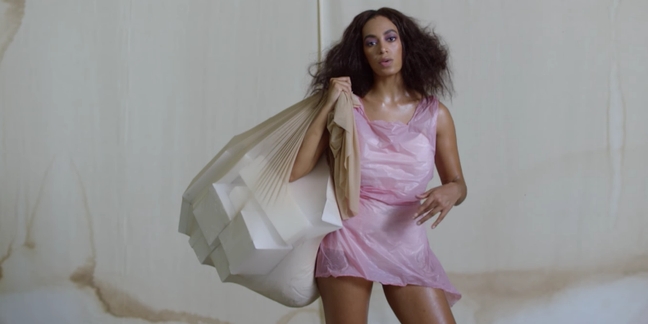 Solange Shares Videos for New Songs “Don’t Touch My Hair,” “Cranes in the Sky”: Watch
