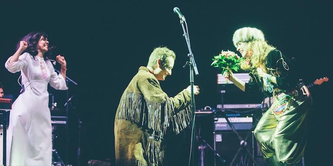 Bat For Lashes Soundtrack On-Stage Marriage Proposal: Watch