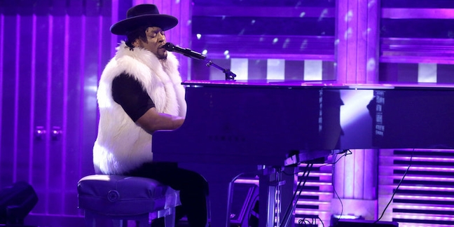 D'Angelo Covers Prince's "Sometimes It Snows in April" on "The Tonight Show": Watch