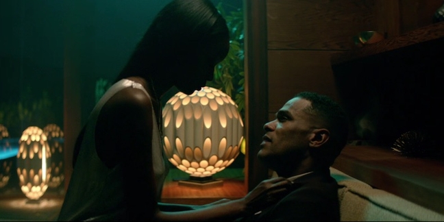 Watch Maxwell's New Video for “1990x”