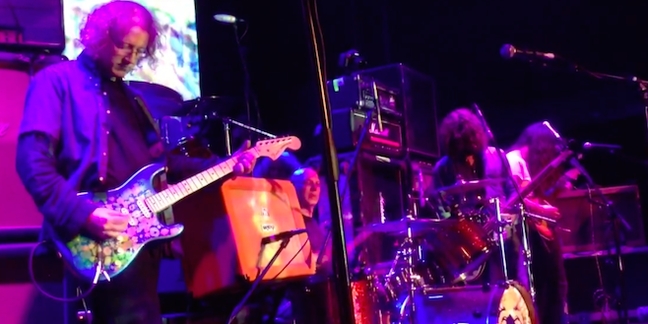 Dinosaur Jr. Perform With My Bloody Valentine's Kevin Shields