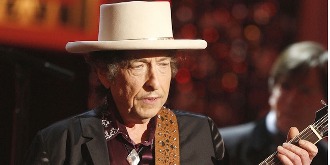 Bob Dylan Called “Arrogant” by Nobel Academy Member