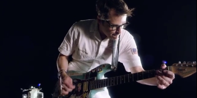 Weezer Go to the Moon in the "Back to the Shack" Video