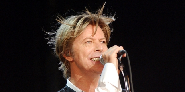 Donate to Non-Profit to Watch David Bowie Tribute Concert at Radio City Music Hall Tonight