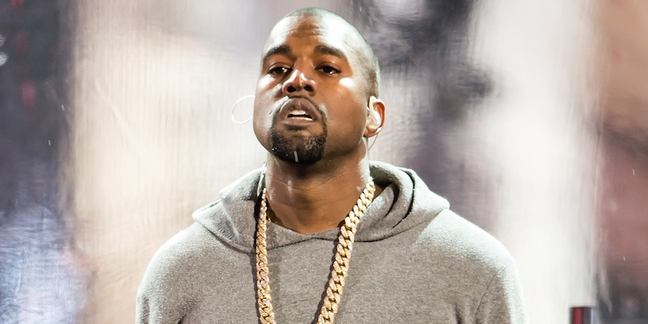Kanye Announces NYC “Famous” Screenings