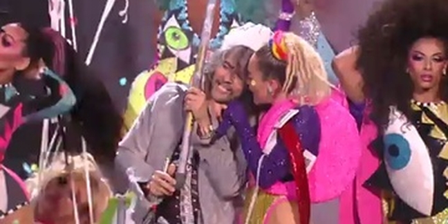 Miley Cyrus and the Flaming Lips Release Collab Album After Explosive VMAs Performance