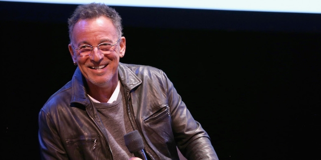 Bruce Springsteen Extends Book Tour