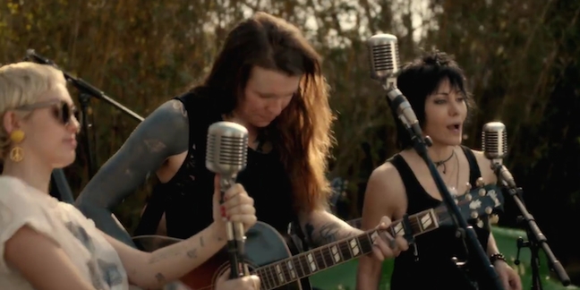 Against Me!'s Laura Jane Grace, Joan Jett, and Miley Cyrus Cover the Replacements' "Androgynous"