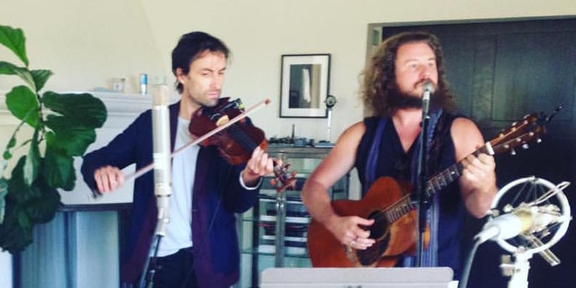 Watch Andrew Bird and My Morning Jacket’s Jim James Play Acoustic Living Room Set