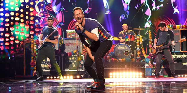 Coldplay Expand U.S. Tour, Alessia Cara to Join