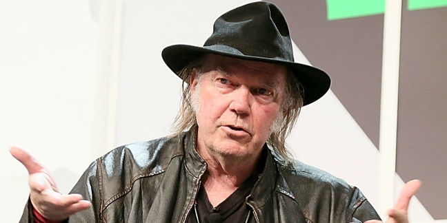 Neil Young Working on Pono Hi-Fi Streaming Service