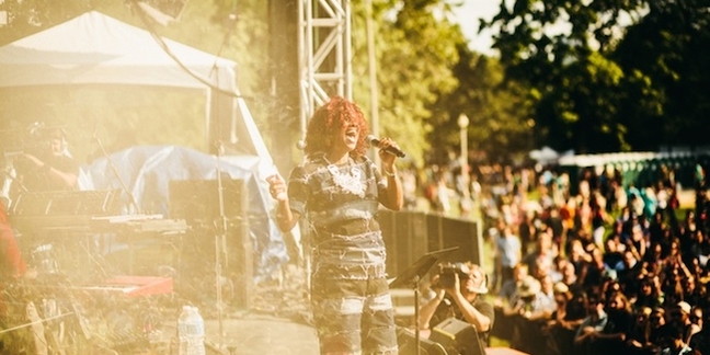 Neneh Cherry Performs "Everything", "Buffalo Stance", "Spit Three Times" at Pitchfork Music Festival