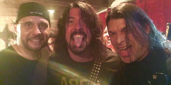 Dave Grohl, Members of Metallica, Slayer, Pantera Cover Motörhead's "Ace of Spades"
