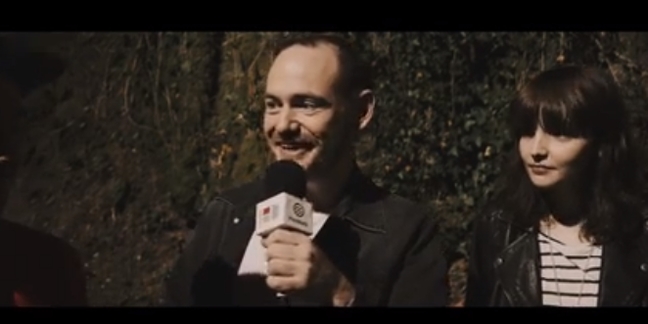 Chvrches Talk Movies, Music Videos in New Episode of Pitchfork.tv's "Entrevista" 