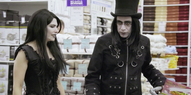 Watch Fred Armisen and Carrie Brownstein in Three New “Portlandia” Sketches