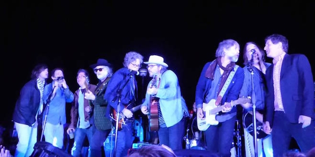 Jeff Tweedy, Corin Tucker, R.E.M.'s Mike Mills and Peter Buck Cover David Bowie 