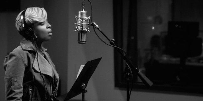 Mary J. Blige Records "Right Now" With Disclosure in London Sessions Video