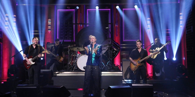 Morrissey Performs "Kiss Me a Lot" on "The Tonight Show"