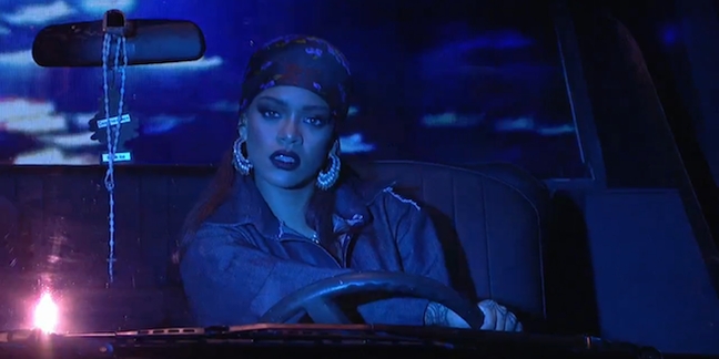 Rihanna Performs "Bitch Better Have My Money", "American Oxygen" on "Saturday Night Live"
