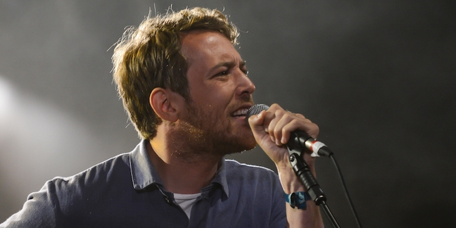 Fleet Foxes’ Robin Pecknold Gives Sweater to “Fuck Yeah Robin Pecknold’s Sweater” Tumblr Creator
