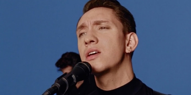 Watch the xx’s New “Say Something Loving” Video