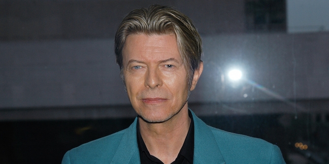 Watch Gary Oldman, La Roux, More Cover Bowie at Birthday Tribute Concert