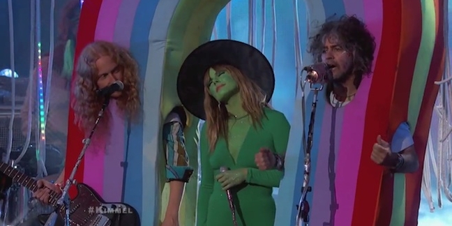 The Flaming Lips Perform "Lucy in the Sky With Diamonds", "With a Little Help From My Friends" on "Kimmel"